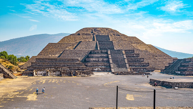 pyramids mexico 1 2